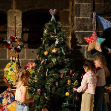 Load image into Gallery viewer, Delilah Felt Tree Topper