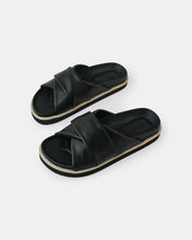 Load image into Gallery viewer, Petra Leather Slide - Black