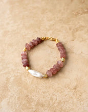 Load image into Gallery viewer, ROSARA Bracelet