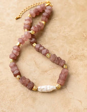 Load image into Gallery viewer, ROSARA Necklace