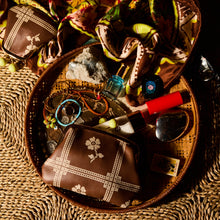 Load image into Gallery viewer, Bonny Purse Large - Umber