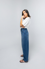 Load image into Gallery viewer, Napa Barrel Jean - Deep Vintage Blue