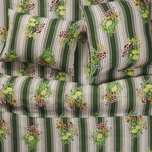 Load image into Gallery viewer, Dempsey Linen Pillowcase Set - Hunter Green