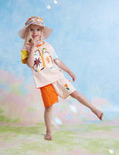 Load image into Gallery viewer, Cotton T-shirt - Flutterby