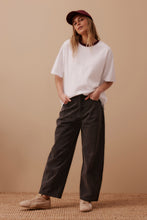 Load image into Gallery viewer, Ringer Tee - White & Raisin