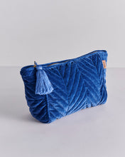 Load image into Gallery viewer, Ocean Dreamer Velvet Toiletry