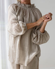Load image into Gallery viewer, Lulu Reversible Linen Top - Natural