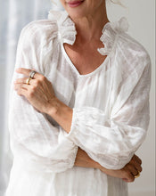 Load image into Gallery viewer, Lulu Reversible Linen Top - Off White