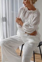 Load image into Gallery viewer, Lulu Reversible Linen Top - Off White