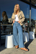 Load image into Gallery viewer, Evie Wide Leg Jean - Fresh Indigo