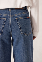 Load image into Gallery viewer, Evie Wide Leg Jean - Fresh Indigo