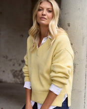 Load image into Gallery viewer, Harvest V Neck Knit Jumper - Butter