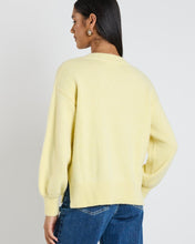 Load image into Gallery viewer, Harvest V Neck Knit Jumper - Butter