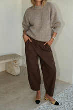 Load image into Gallery viewer, Weekender Pant - Chocolate