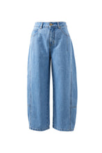Load image into Gallery viewer, Darted Barrel Jean - Vintage Blue