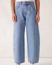 Load image into Gallery viewer, Darted Barrel Jean - Vintage Blue