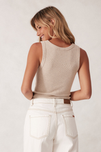 Load image into Gallery viewer, Zoe Contour Ribbed Scoop Tank - Oatmeal