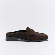 Load image into Gallery viewer, Hugo Leather Mule - Choc Suede