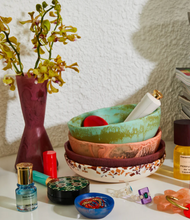 Load image into Gallery viewer, Elessi Vase