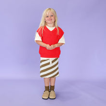 Load image into Gallery viewer, Chunky Rib V-Neck Vest - Flame
