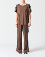 Load image into Gallery viewer, Spain Tee - Chocolate
