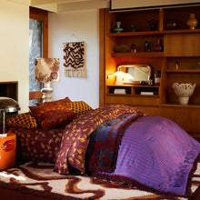 Load image into Gallery viewer, Andrea Velvet Bedcover
