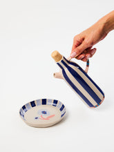 Load image into Gallery viewer, Bloomie Blue oil Pourer
