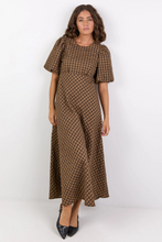Load image into Gallery viewer, Encore Chocolate Caramel Check SS Bias Maxi Dress
