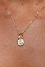 Load image into Gallery viewer, Esme Moonstone Gold Necklace
