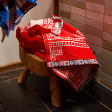 Load image into Gallery viewer, Bonny Bath Sheet - Poppy
