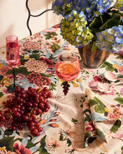 Load image into Gallery viewer, Under The Vine Wine Glass Set
