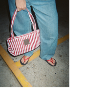 Load image into Gallery viewer, Petite Femme
