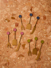 Load image into Gallery viewer, Brass Cheese Knife Set - Petal Green

