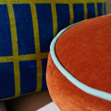 Load image into Gallery viewer, Castilo Round Velvet Cushion - Copper
