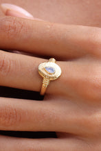 Load image into Gallery viewer, Esme Moonstone Gold Ring
