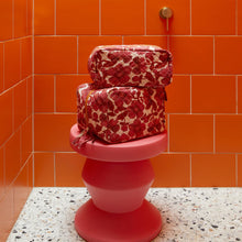 Load image into Gallery viewer, Leon Toiletry Bag - Cerise
