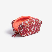 Load image into Gallery viewer, Leon Toiletry Bag - Cerise

