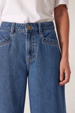 Load image into Gallery viewer, Drew Soft Wide Jean - Mid Indigo

