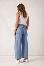 Load image into Gallery viewer, Darted Barrel Jean - Vintage Blue
