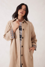 Load image into Gallery viewer, Spring Coat - Sand
