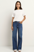 Load image into Gallery viewer, Manhattan Wide Leg Jean - Mid Blue
