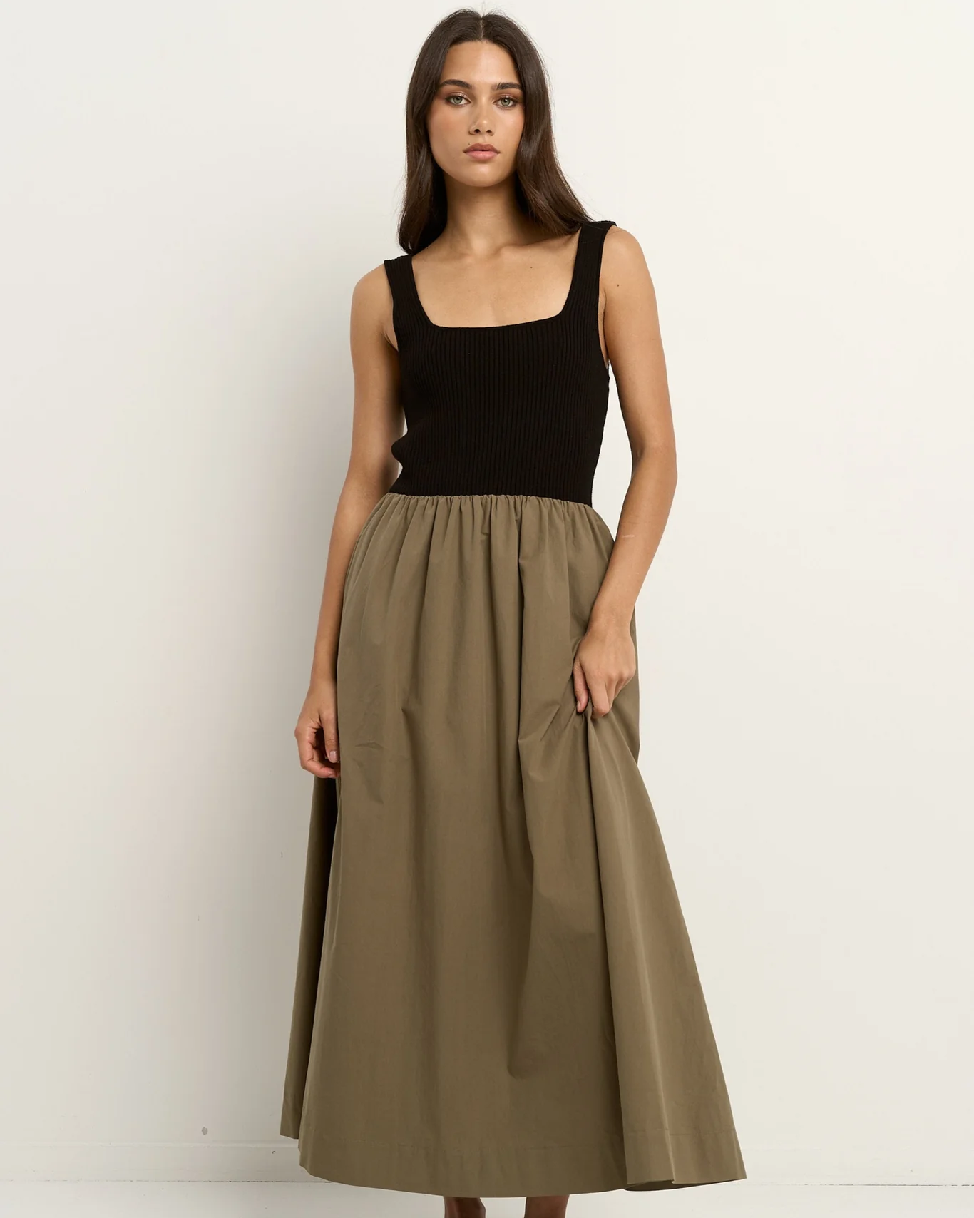 Obsidian Contrast Midi Dress