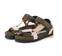 Load image into Gallery viewer, Sandal Tooth Wedge -  Blush Camo
