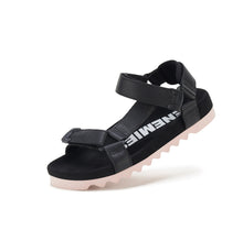 Load image into Gallery viewer, Sandal Tooth Wedge - Black &amp; Pink
