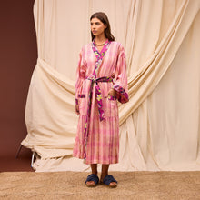 Load image into Gallery viewer, Nicolette Linen Robe - Poudre
