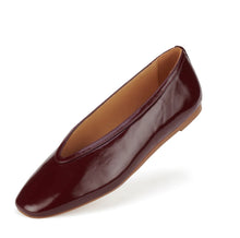 Load image into Gallery viewer, Ballet Flat - V Dark Cherry
