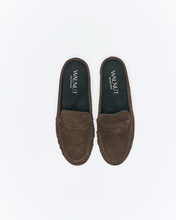 Load image into Gallery viewer, Hugo Leather Mule - Choc Suede

