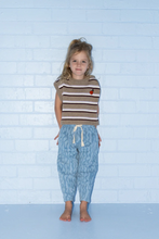 Load image into Gallery viewer, Organic Stripe Apple Knit Vest - Oatmilk
