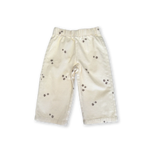 Load image into Gallery viewer, Organic Denim Wild Flower Embroidery Pant - Milk
