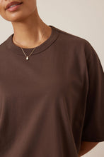 Load image into Gallery viewer, Luna Relaxed Tee - Brunette
